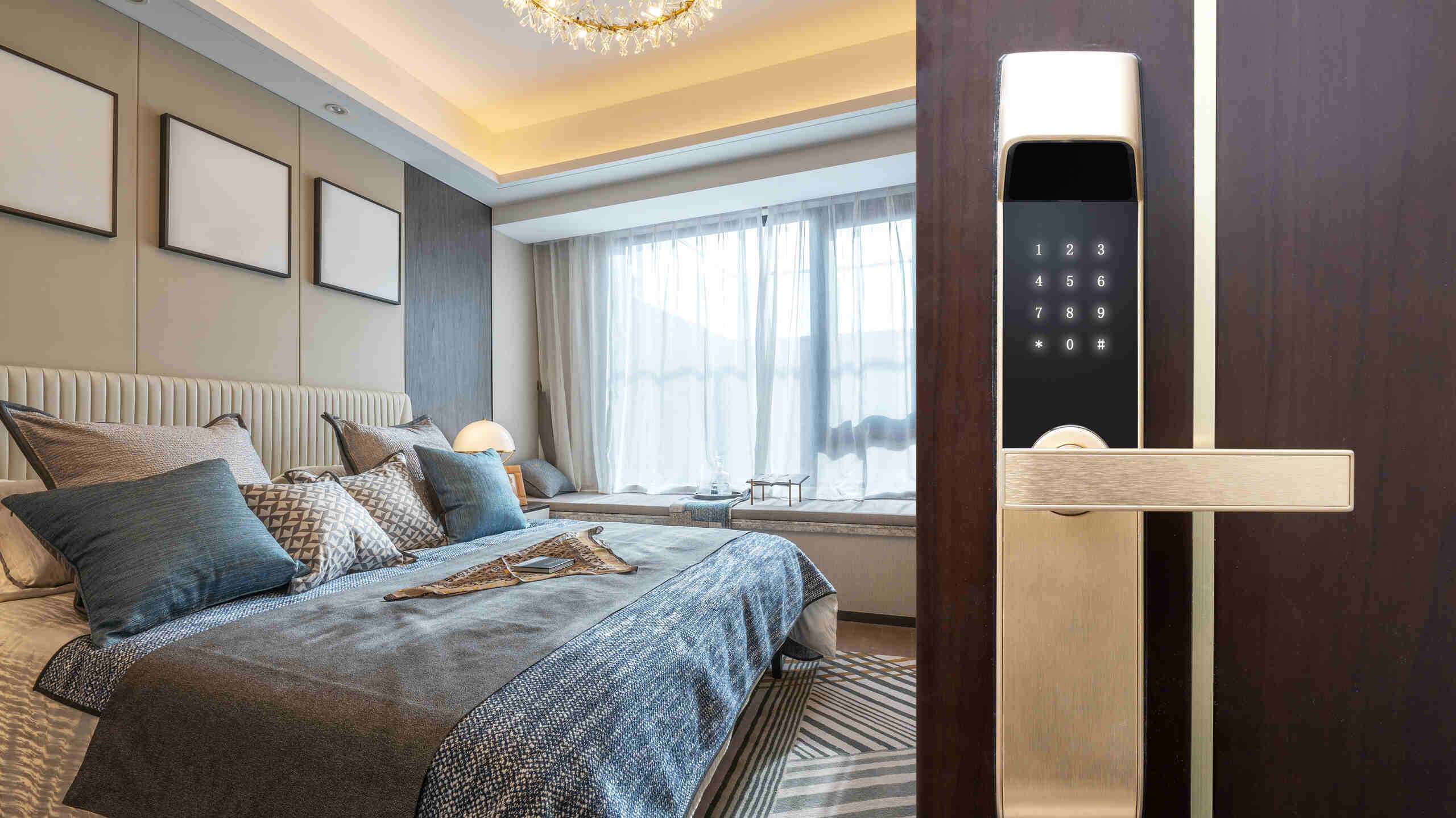 Technology in the hotel industry and gaining its full benefits